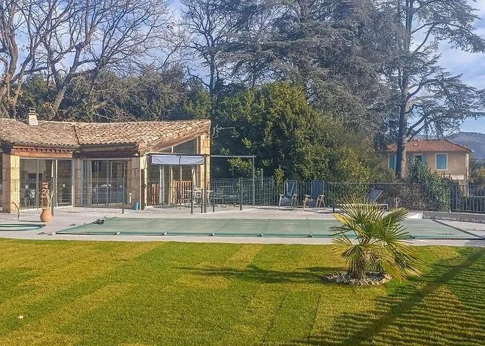 Nyaraló De Jastres Aubenas
